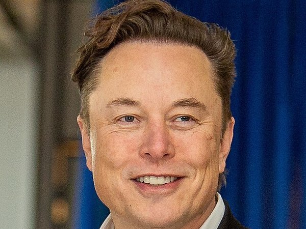 Elon Musk USAFA Hosts, 2022