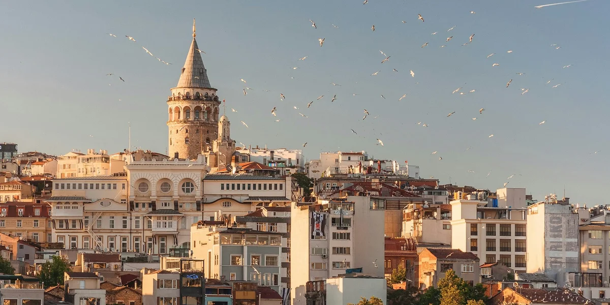 Galata, Istanbul. Photo by Anna Berdnik on Unsplash